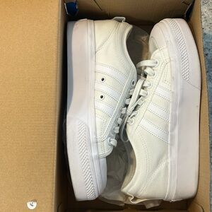 Womens Addias Nizza Platform